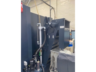 Fräsmaschine Makino DA 300 + Erowa Robot-9