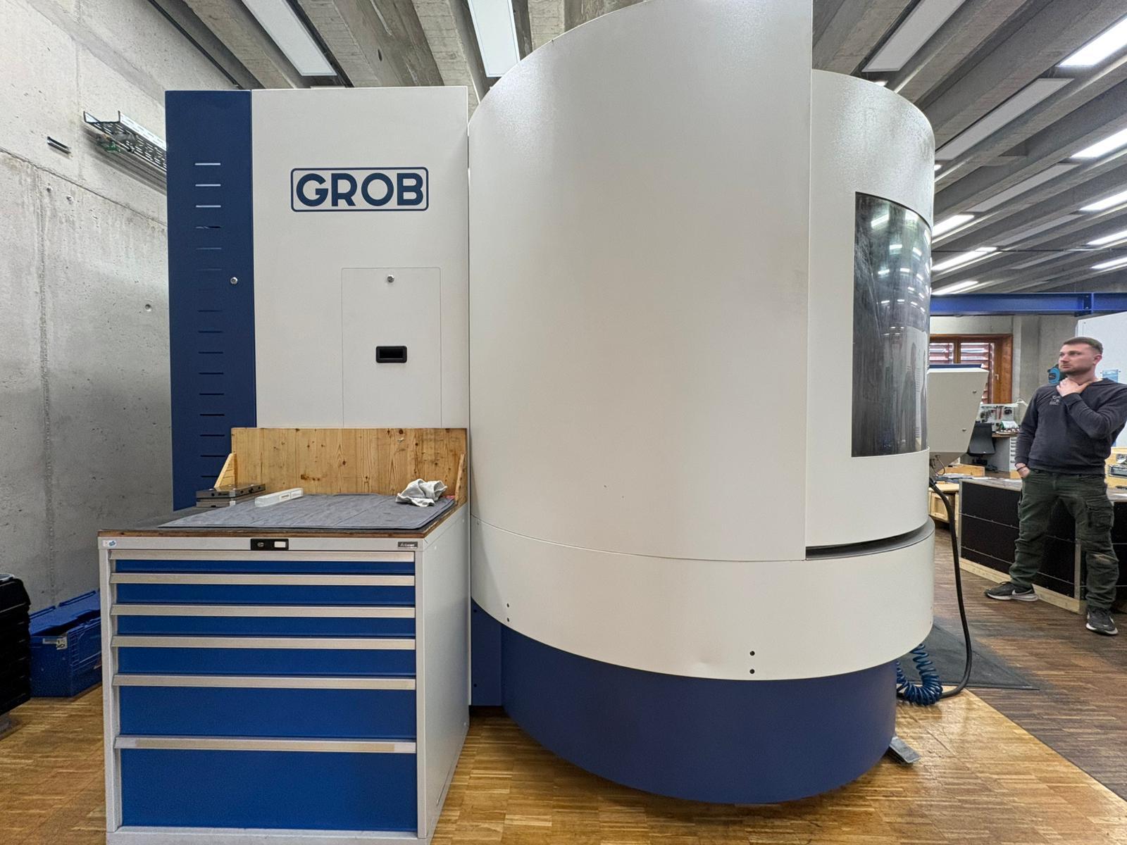 Grob G550 03